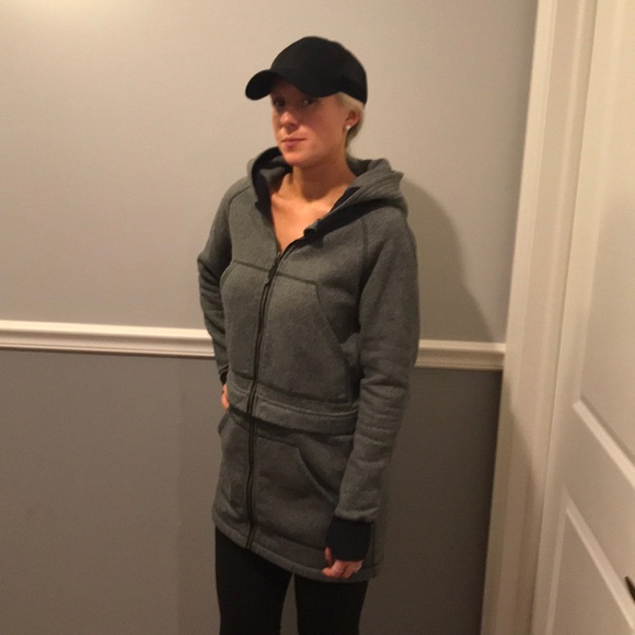 lululemon athletica Jackets & Blazers - Lululemon Sweatshirt jacket